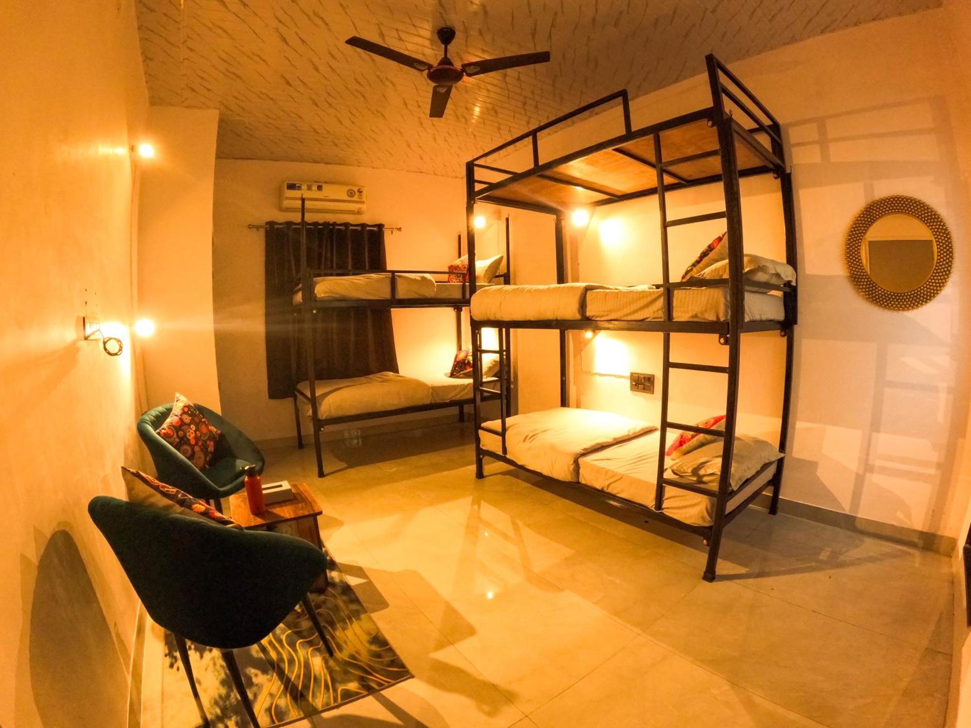 Hotel Funky Backpackers Udaipur Exterior foto